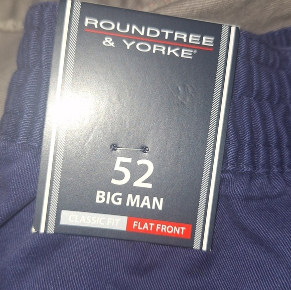 2 pairs of Roundtree and Yorke BigMan Classic Fit flat front shorts in a size 52 - Picture 11 of 16